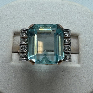 1940s Aquamarine and Diamond Retro Ring