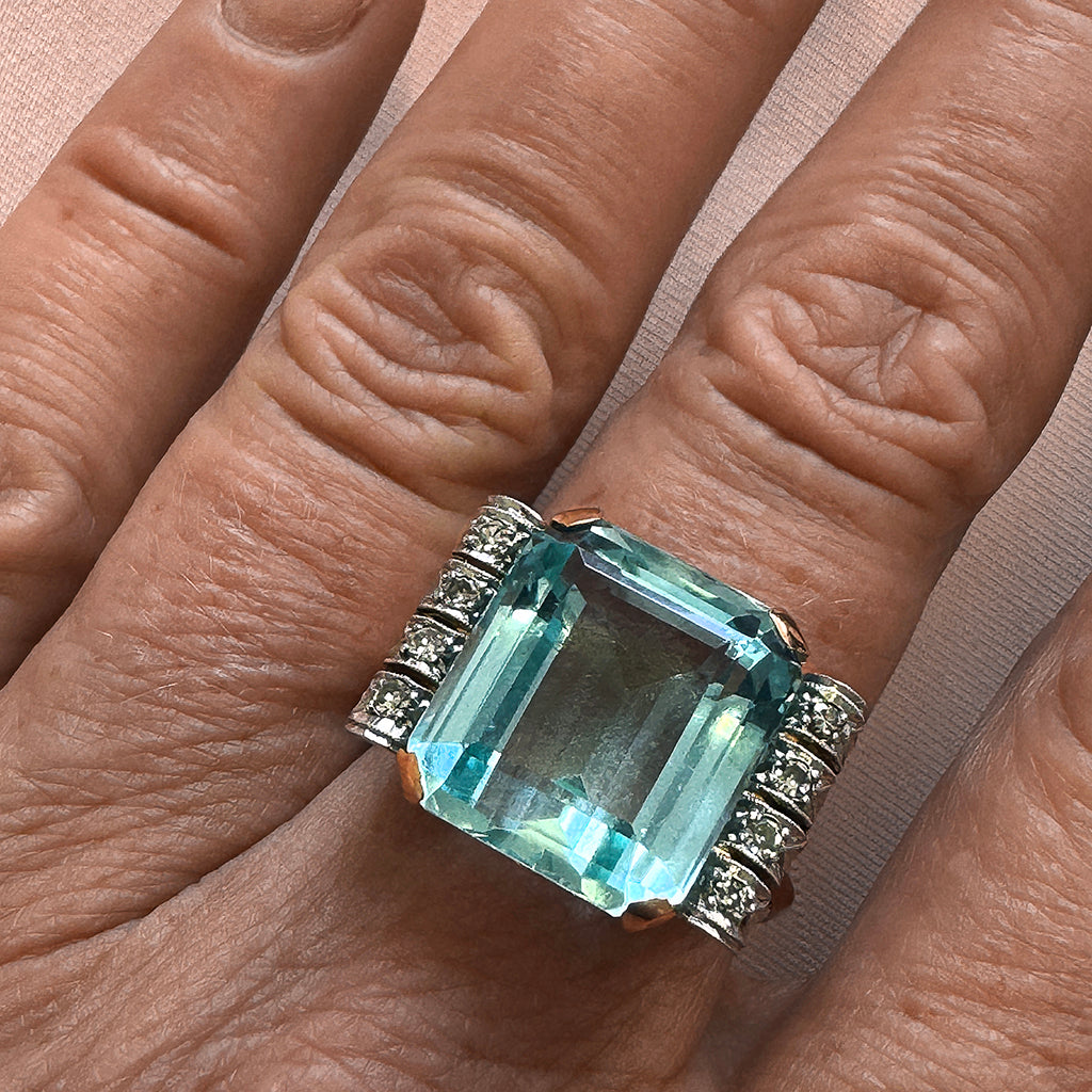 1940s Aquamarine and Diamond Retro Ring