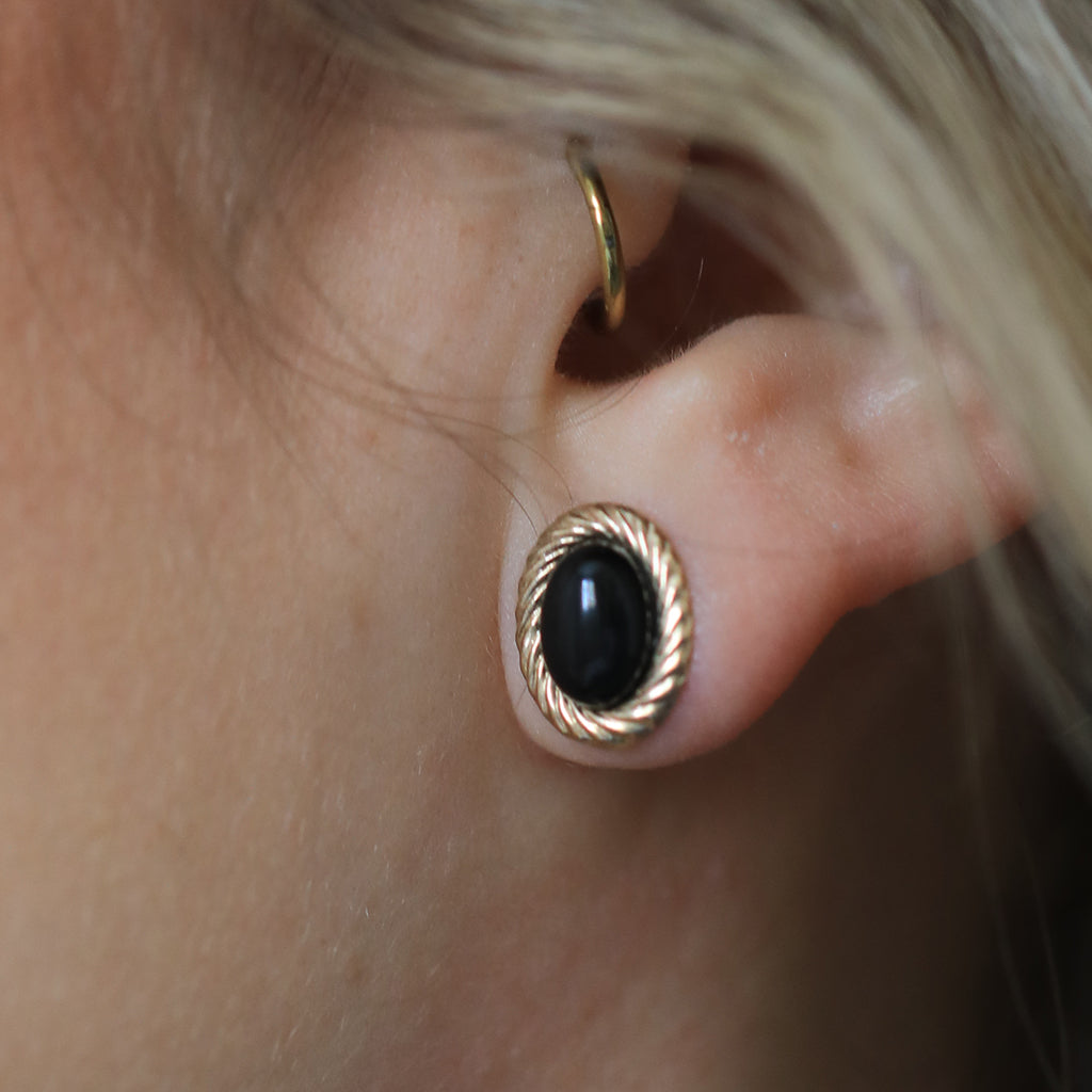 A Pair of Vintage 9ct Gold and Onyx Oval Earrings