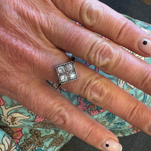 Art Deco 1920s Platinum Ring with Four Diamonds, 0.50ct
