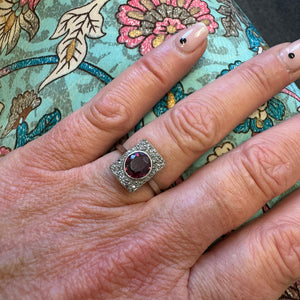 Rose Diamond Ring in Platinum & 18ct Gold, Art Deco Garnet