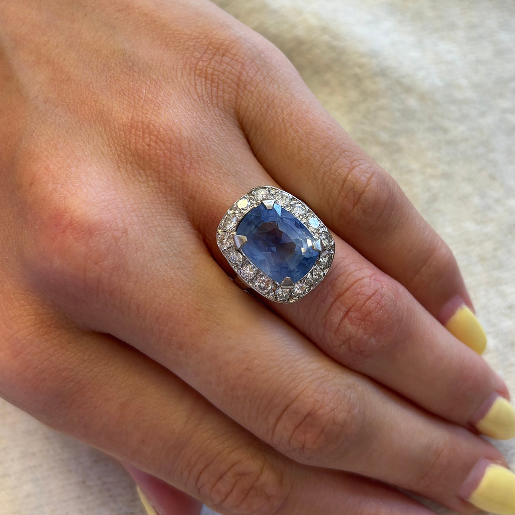 Ceylon Sapphire and Diamond Platinum Ring, 1960s
