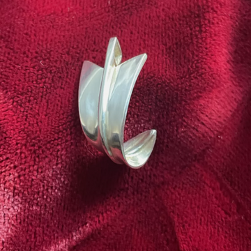 Tiffany & Co. Angela Cummings Curled Leaf Arrow Pendant Charm
