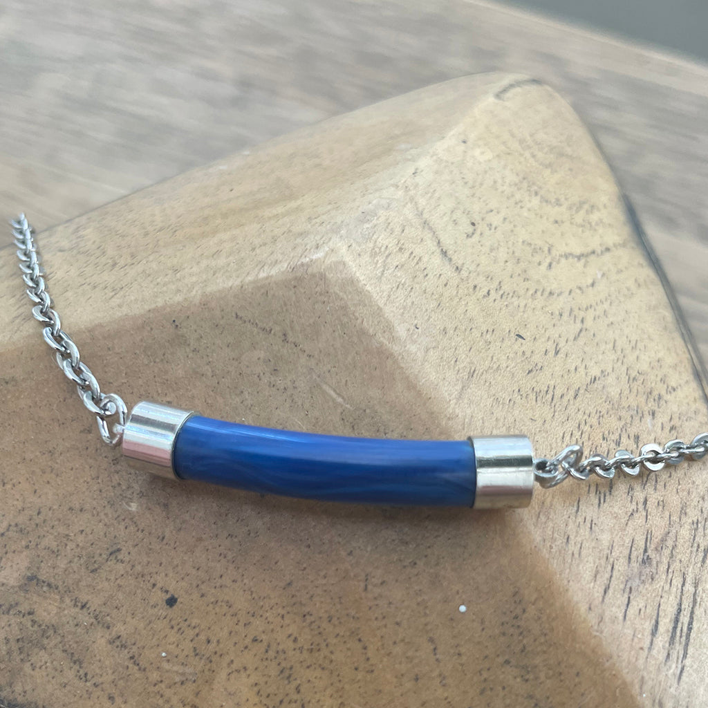 Vintage 1975 Sarah Coventry 'Pizzazz' Rhodium-Plated Choker Necklace with Blue Baguette
