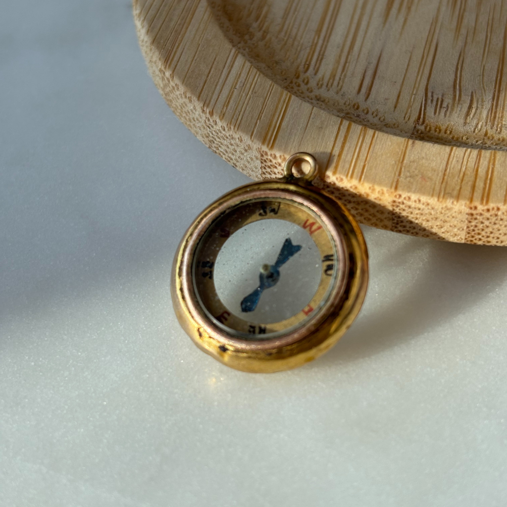 Victorian 9ct Gold Compass Pendant