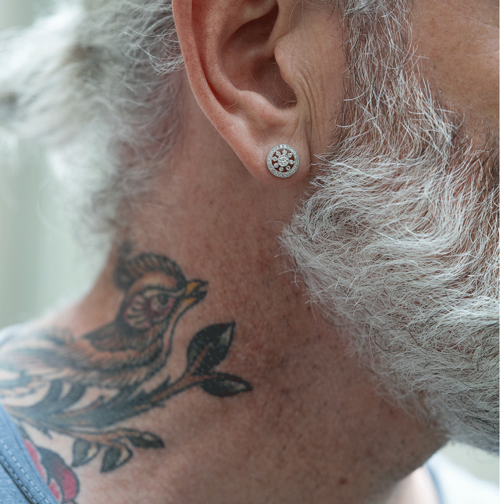 Pierced Openwork Diamond Circlet Ear Studs